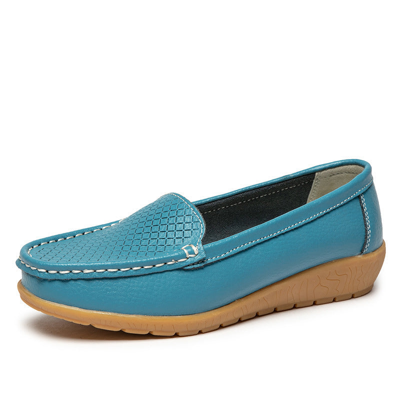 Women's Casual Leather Bean Shoes with a Slope Design