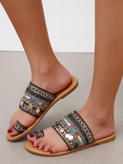 Women's Bohemian Flat Sandals with Toe Covering