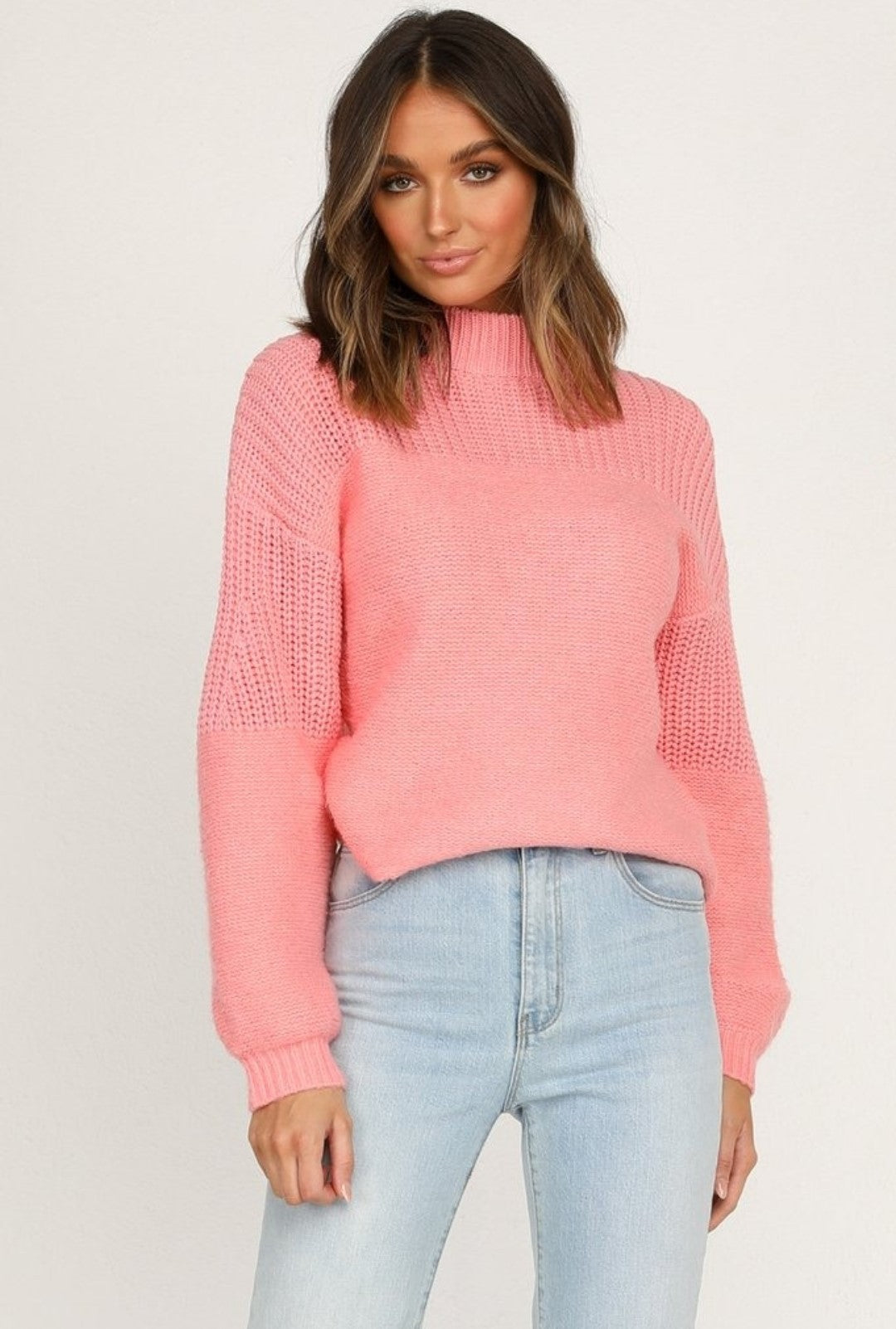 Round neck casual sweater