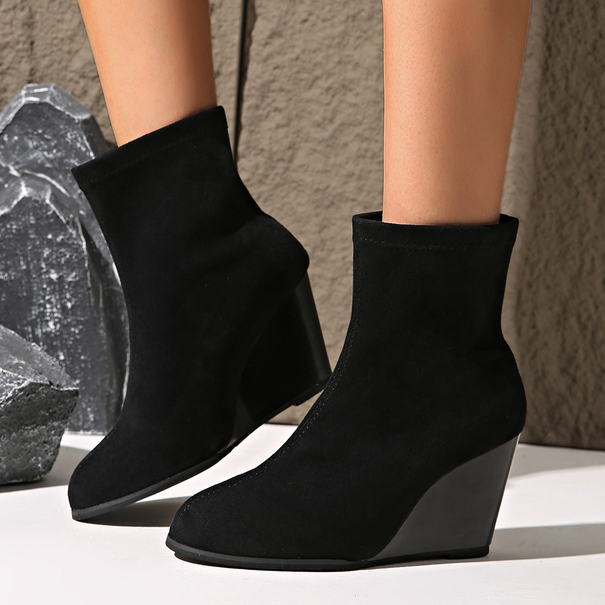 Winter Suede Height-Increasing Shoes, Warm Solid Ankle Boots for Women