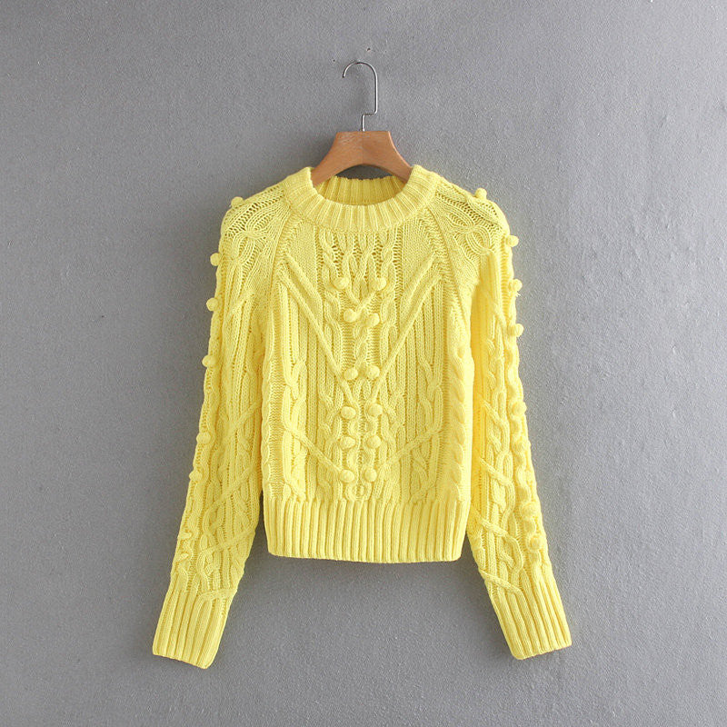 Cable Knit Crew Neck Sweater - Stylish and Comfortable