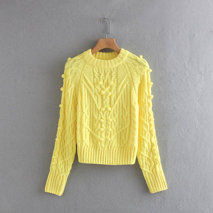 Cable Knit Crew Neck Sweater - Stylish and Comfortable