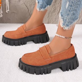 Plus Size Sponge Cake Platform Slip-On Leisure Pumps