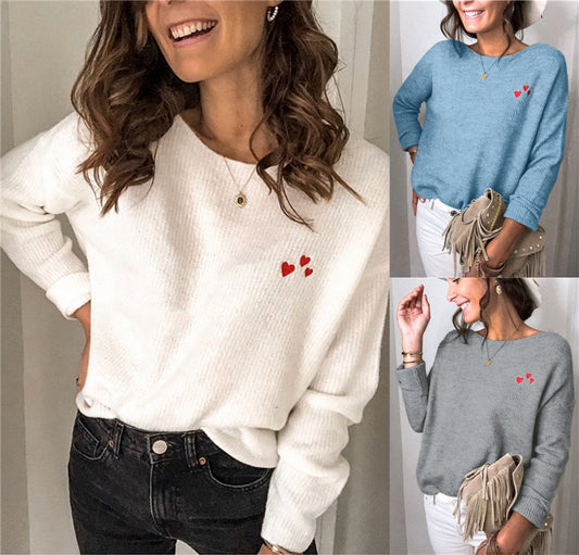 Women's Round Neck Loose Solid Color Pullover Sweater with Chest Love Design