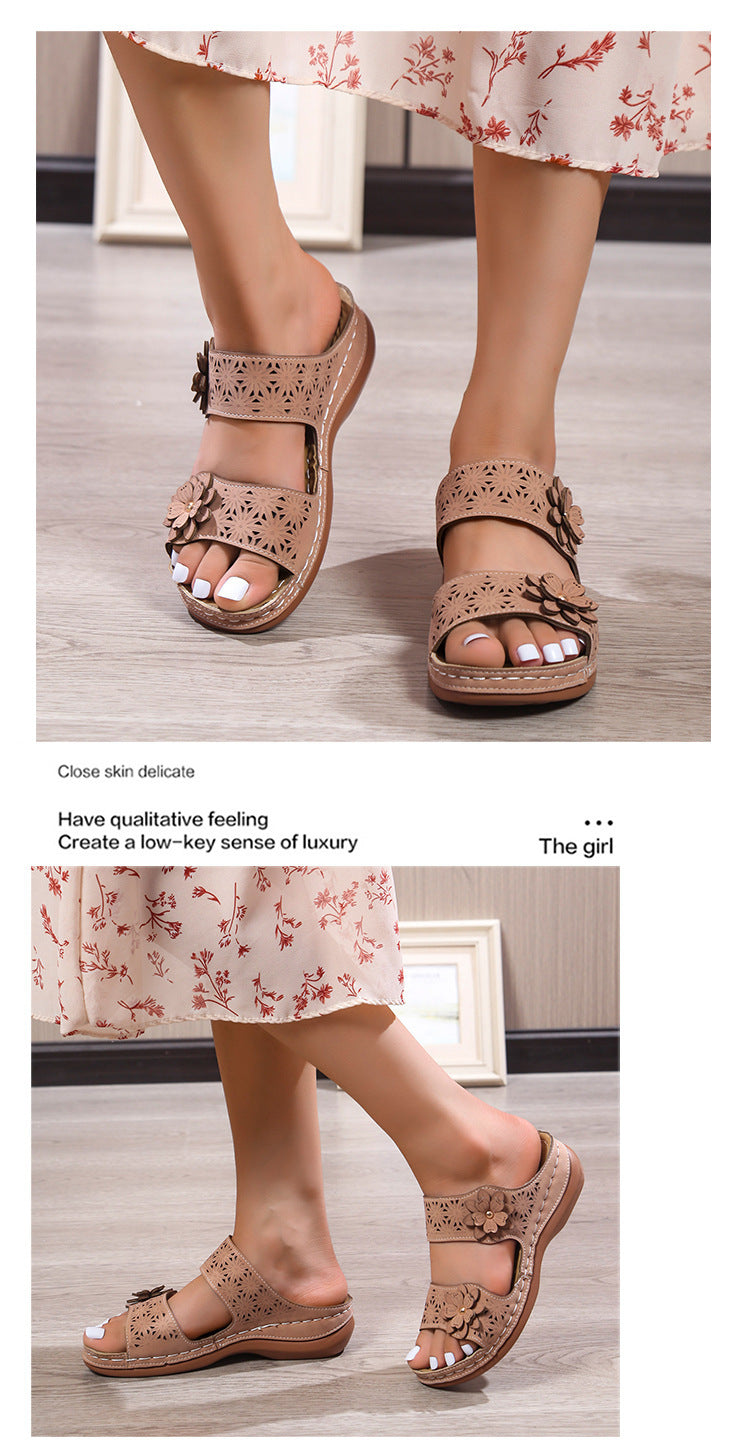 Women's Casual Flat Sandals with Flower Detail