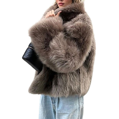 Fashionable Plush Fur Coat – Casual, Comfortable, and Eye-Catching Warmth