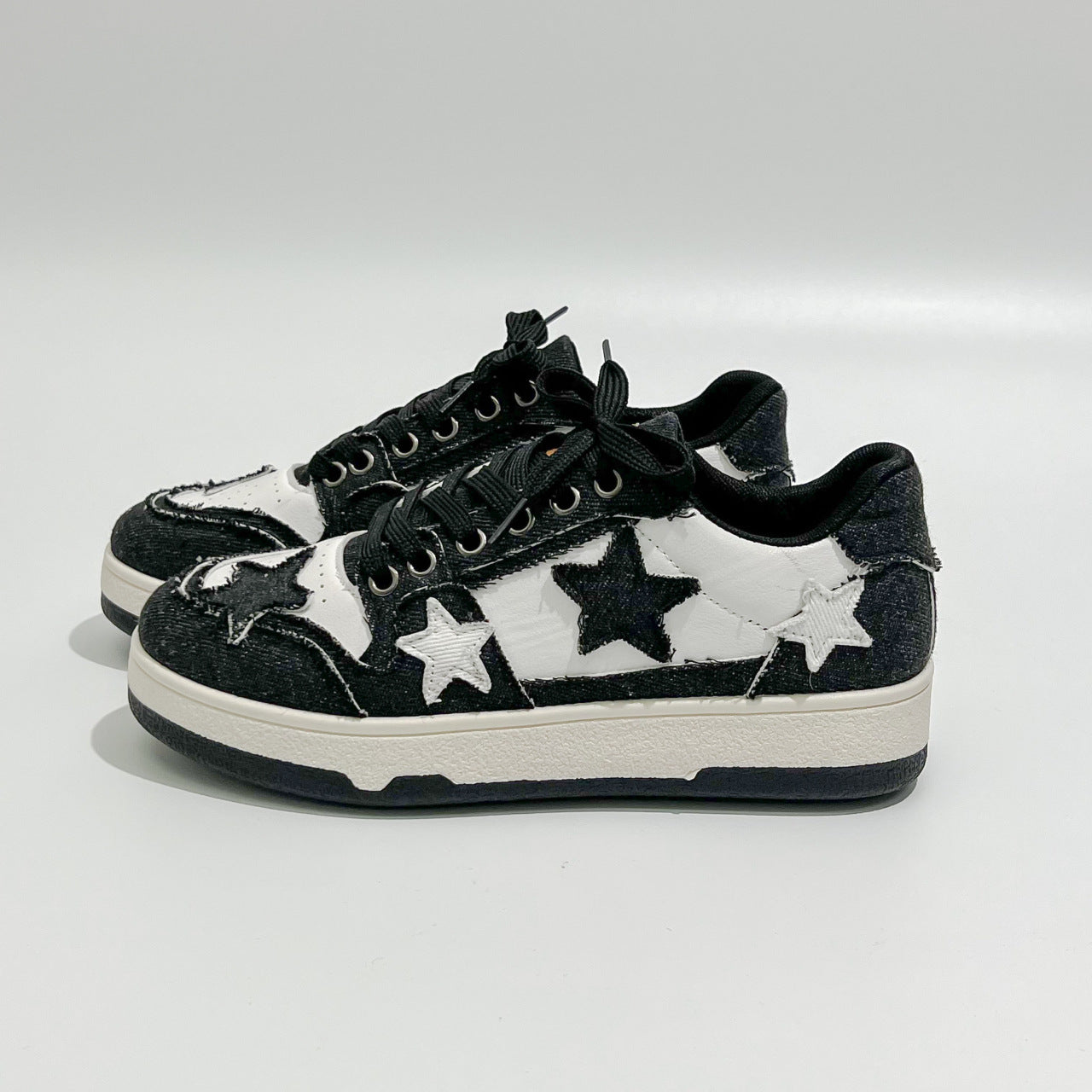 Artistic Casual Star Pattern Sneakers for Spring and Autumn