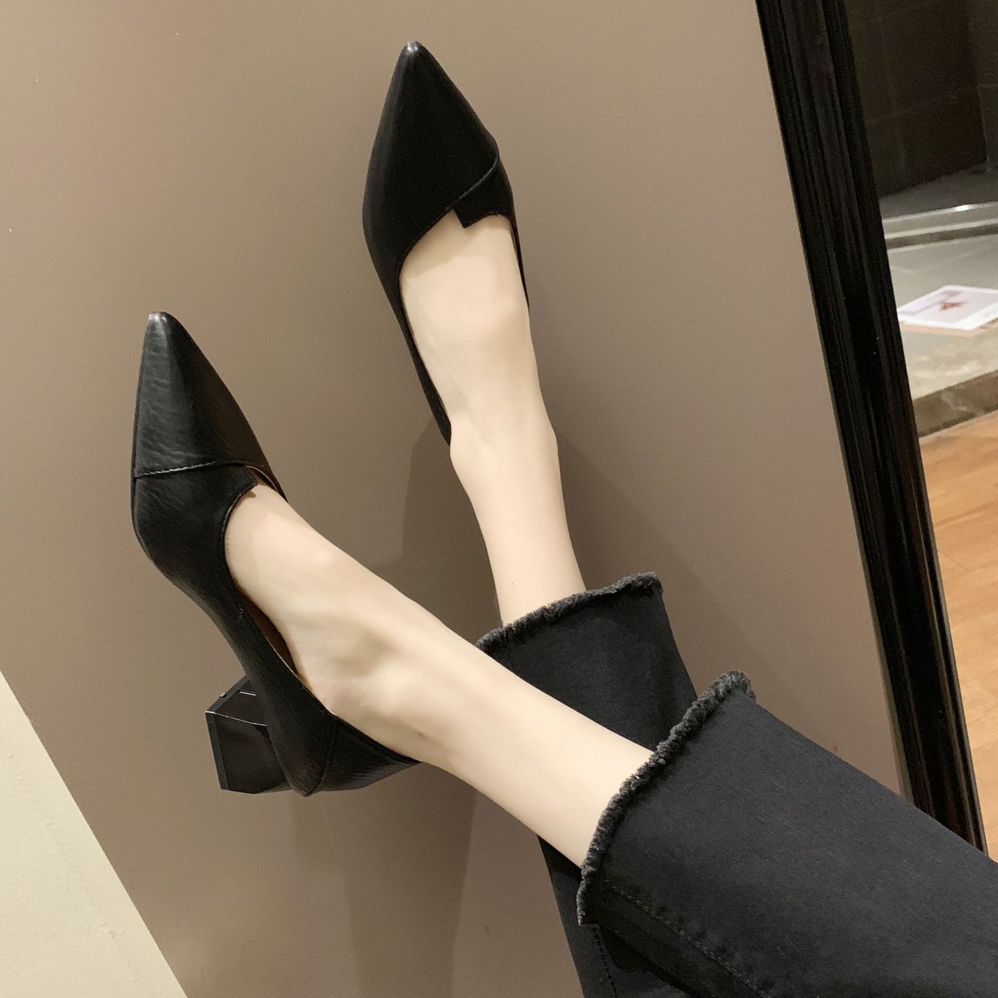 Chunky Heel Low-Cut Pointed Toe High Heel Pumps for Women