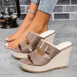 Women's Plus Size Thick Bottom Summer Wedge Slippers with Belt Buckle – Fashionable