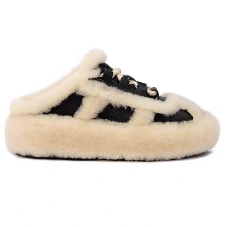 Woman's Thick Sole Lamb Wool Outerwear Half Slippers