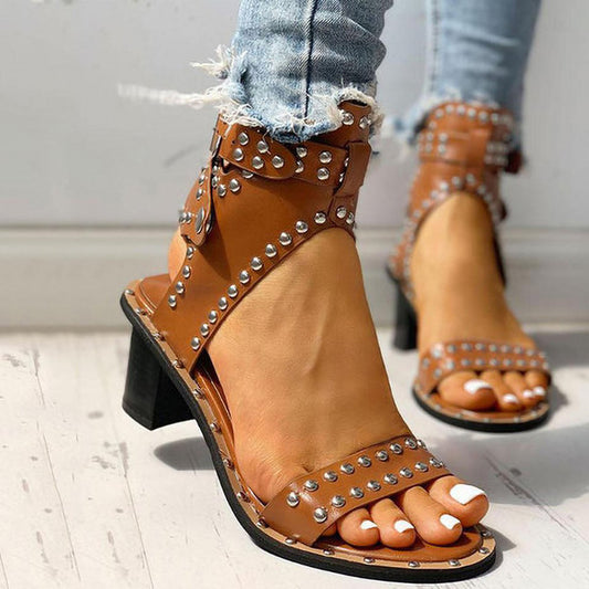 Fashion Rivet Belt Buckle Chunky Heel Sandals for Women