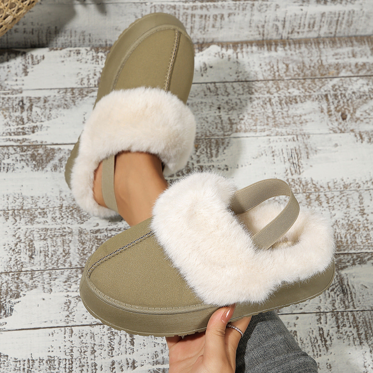 Women's Winter Plush Home Slippers – Fashionable Round Toe Flat Garden Shoes