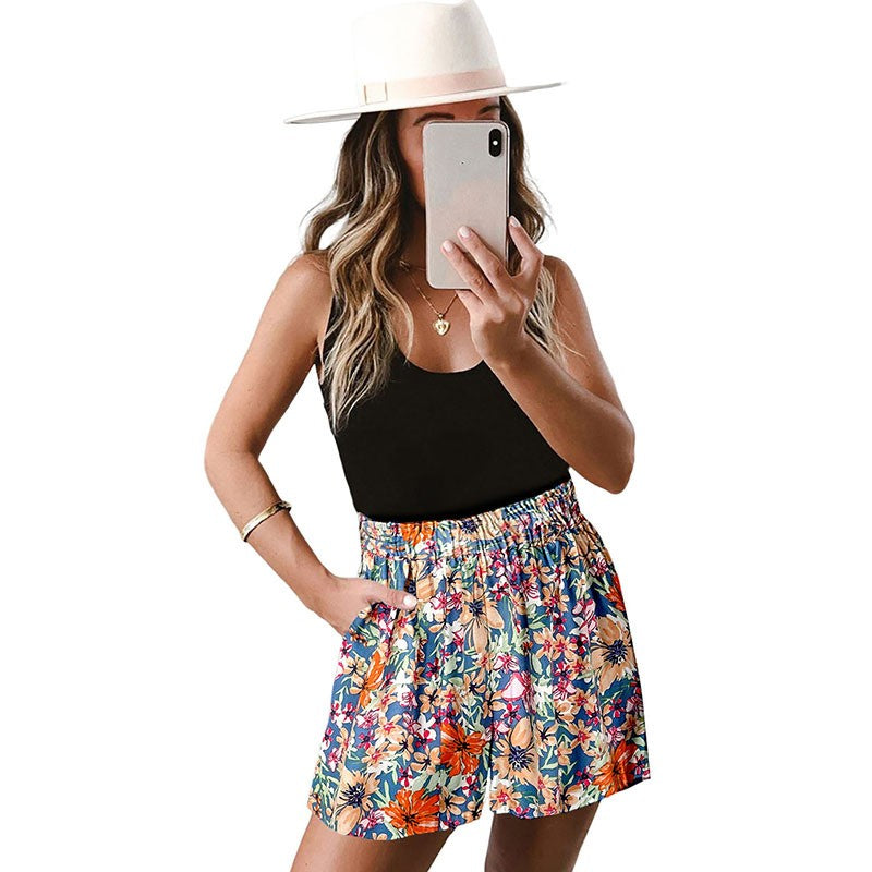 Women's Casual Wear: Floral Pleated Straight Shorts for Effortless Style