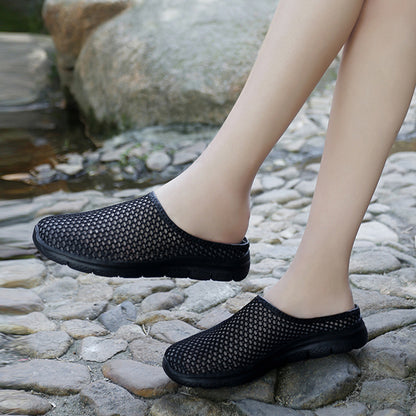 Couple Style Breathable Mesh Surface Soft-Soled Slip-On Shoes