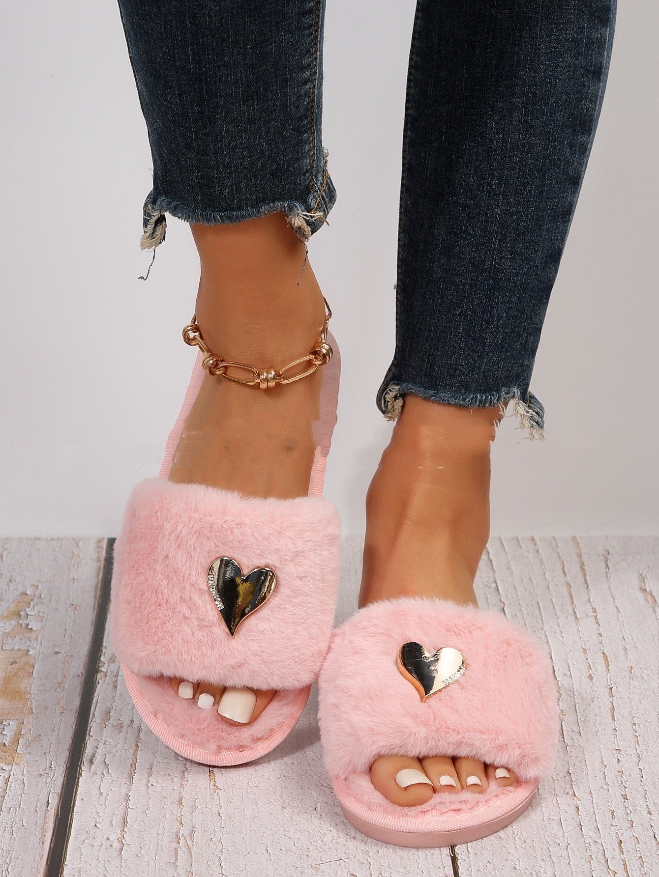 Fashionable Fluffy Flat Cotton Home Slippers