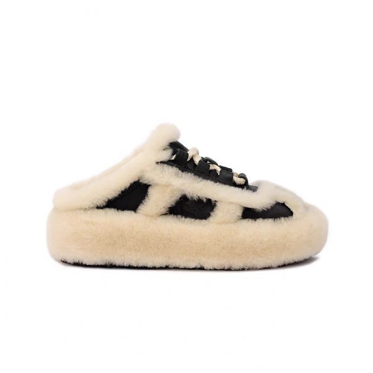 Woman's Thick Sole Lamb Wool Outerwear Half Slippers