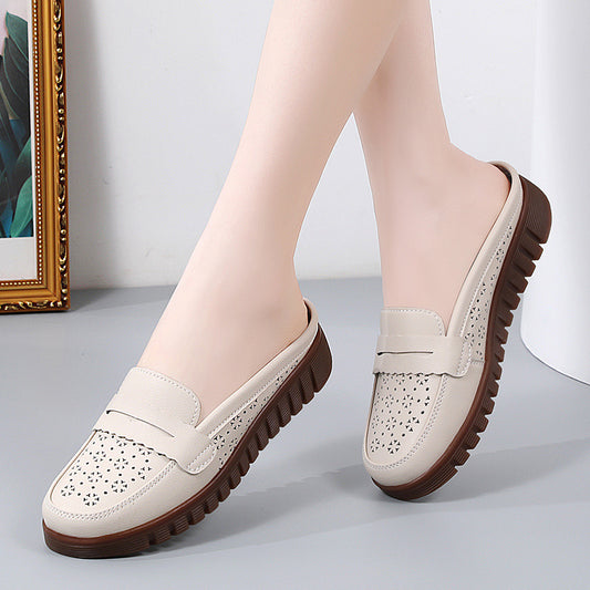 Women's Retro Middle-Aged and Elderly Outer Wear Beef Tendon Flat Mom Shoes