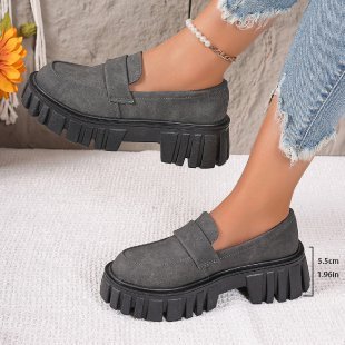 Plus Size Sponge Cake Platform Slip-On Leisure Pumps