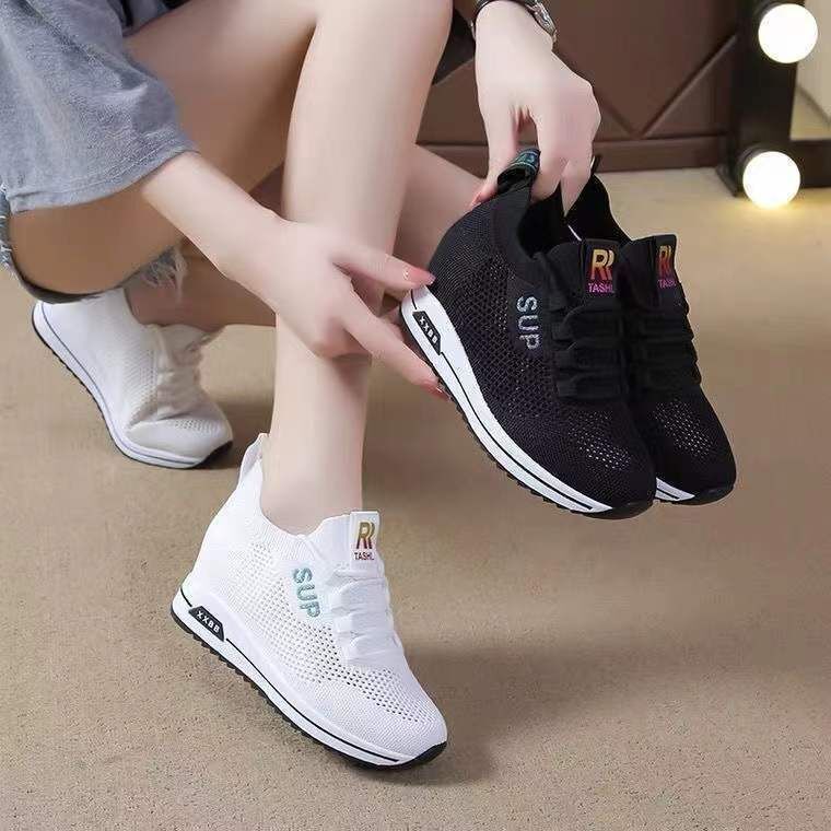 Fashionable Platform Sneakers – Breathable Flying Woven Running Shoes