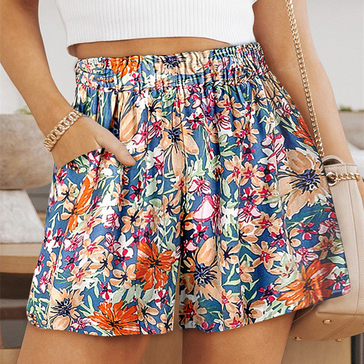 Women's Casual Wear: Floral Pleated Straight Shorts for Effortless Style